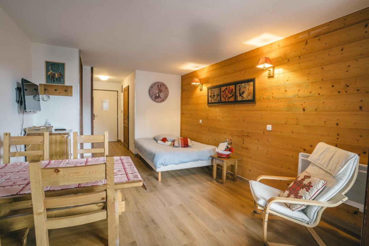 Grand Studio Tout Confort Pour 4 Personnes Brides-les-Bains Ngoại thất bức ảnh