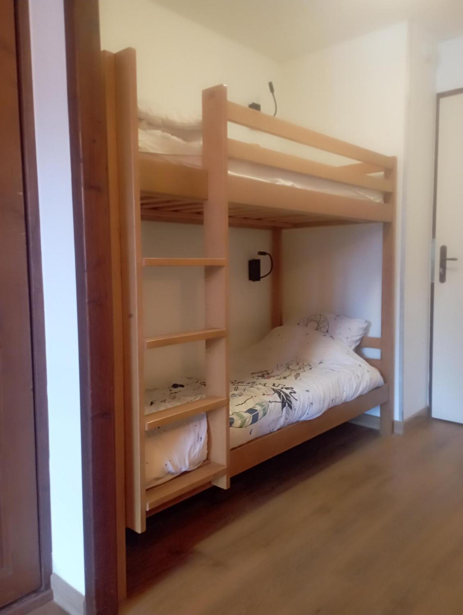 Grand Studio Tout Confort Pour 4 Personnes Brides-les-Bains Ngoại thất bức ảnh